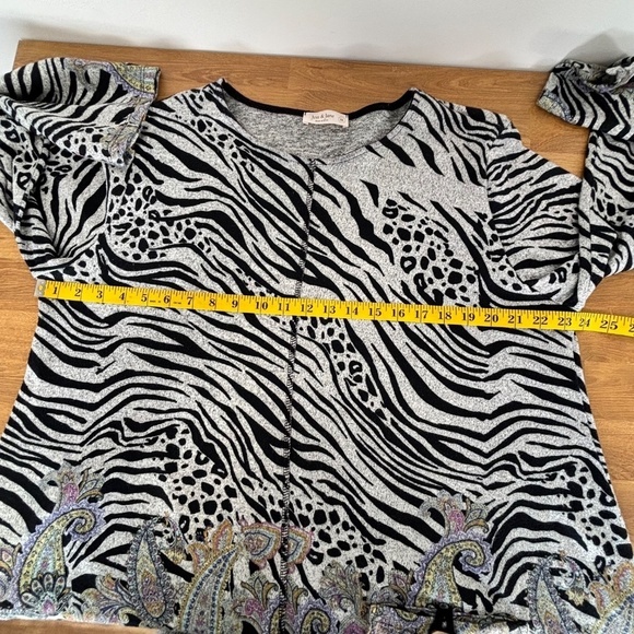 Jess & Jane animal and paisley print long sleeve top size XL - Picture 11 of 13